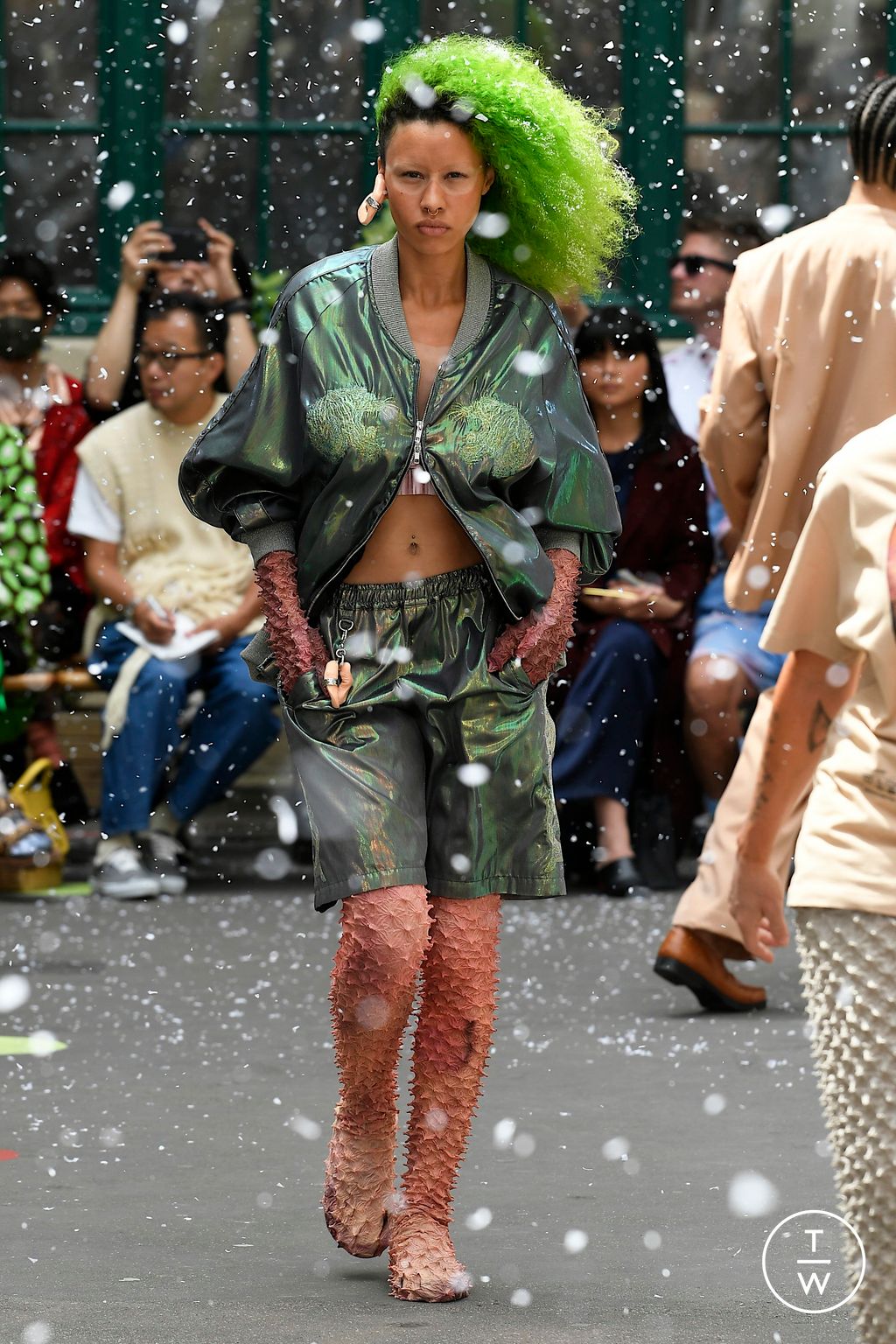 Fashion Week Paris Spring/Summer 2023 look 11 de la collection Doublet menswear