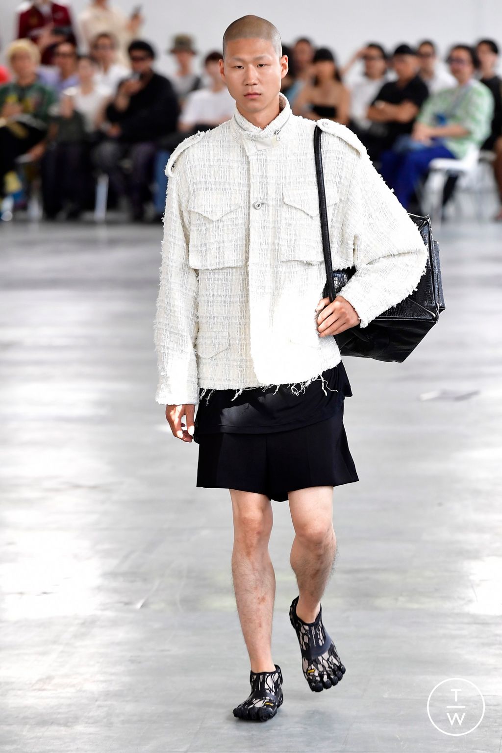 Fashion Week Paris Spring/Summer 2024 look 2 from the Doublet collection menswear