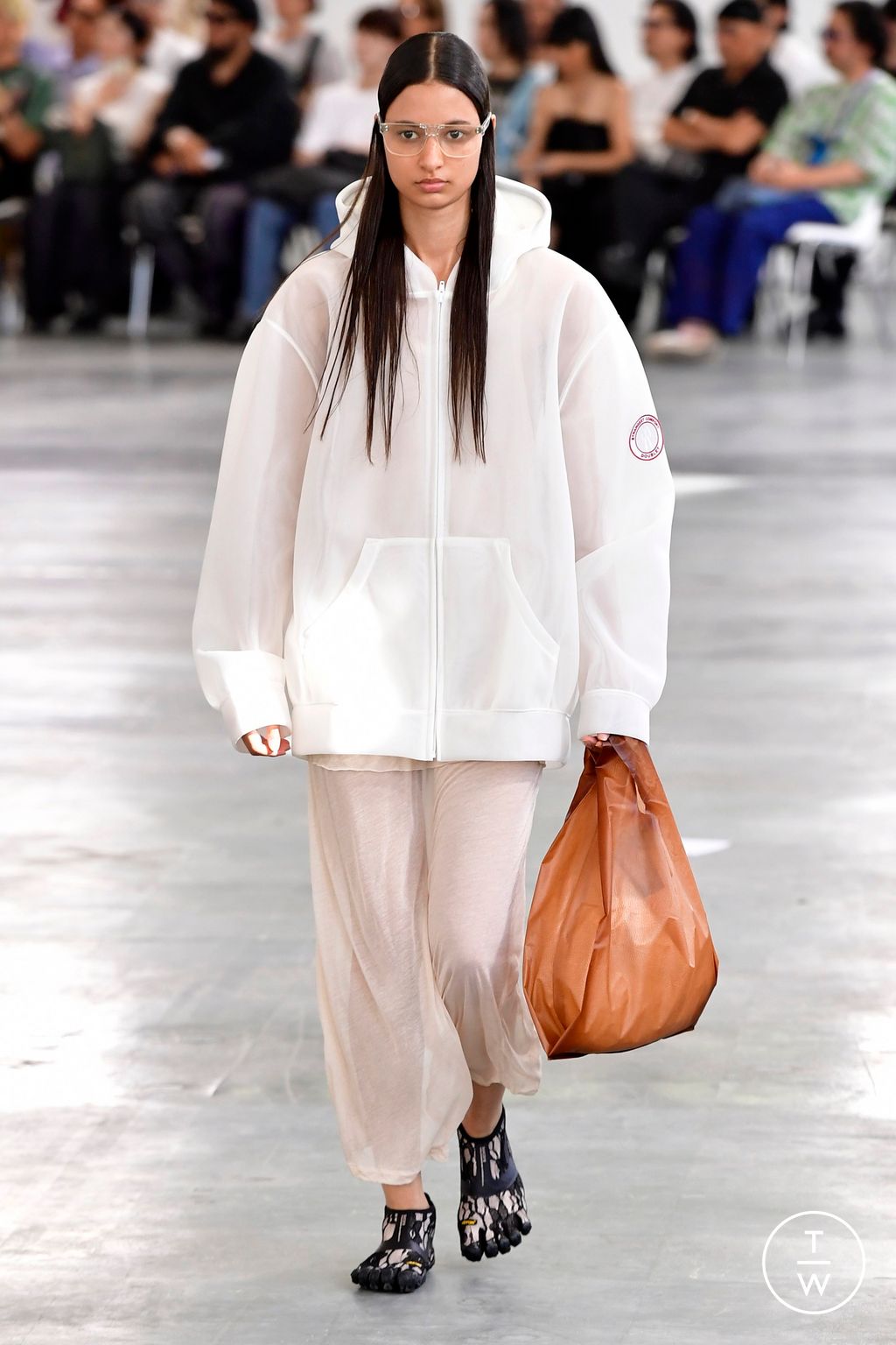 Fashion Week Paris Spring/Summer 2024 look 5 from the Doublet collection menswear