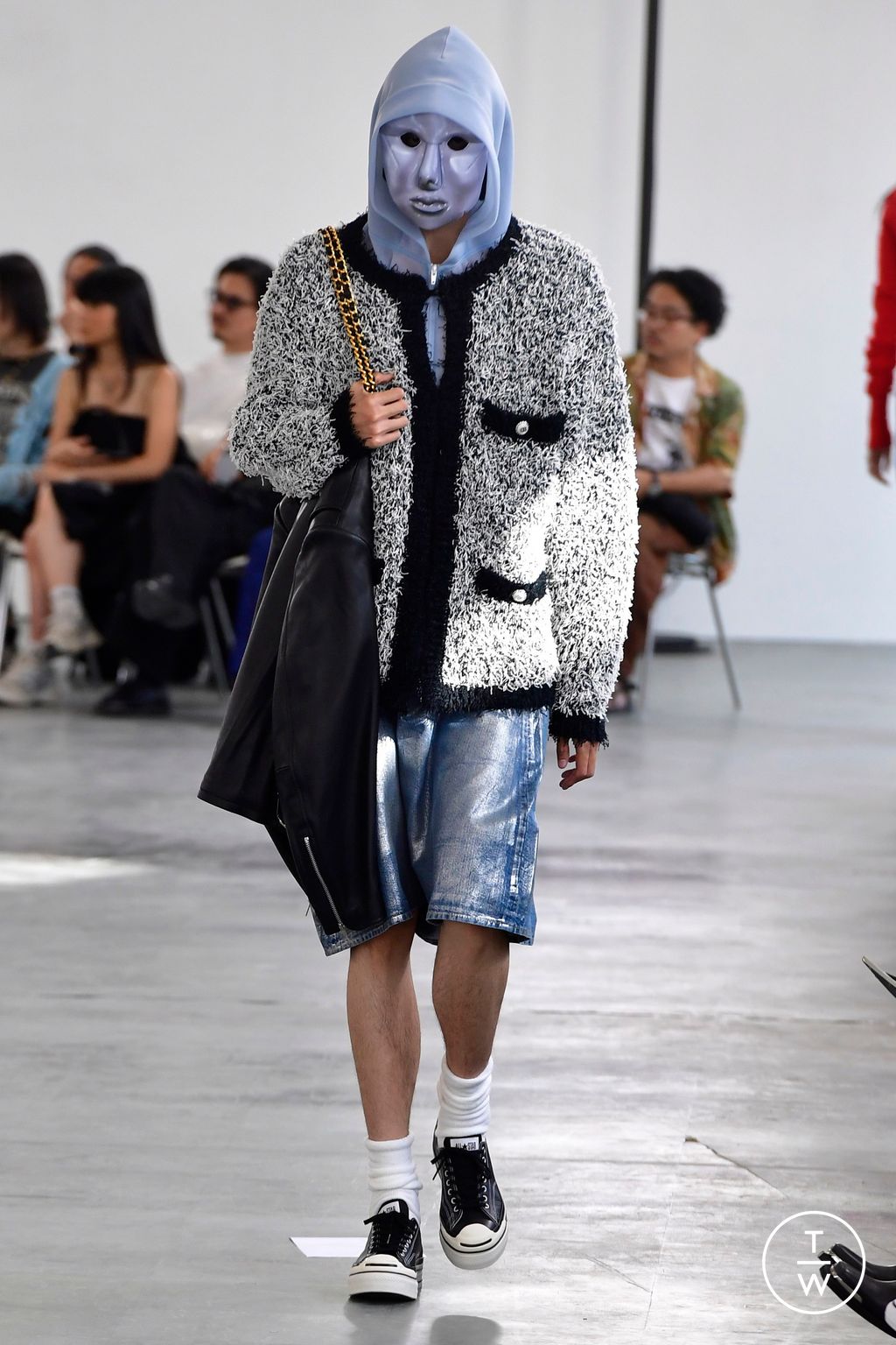 Fashion Week Paris Spring/Summer 2024 look 39 from the Doublet collection menswear