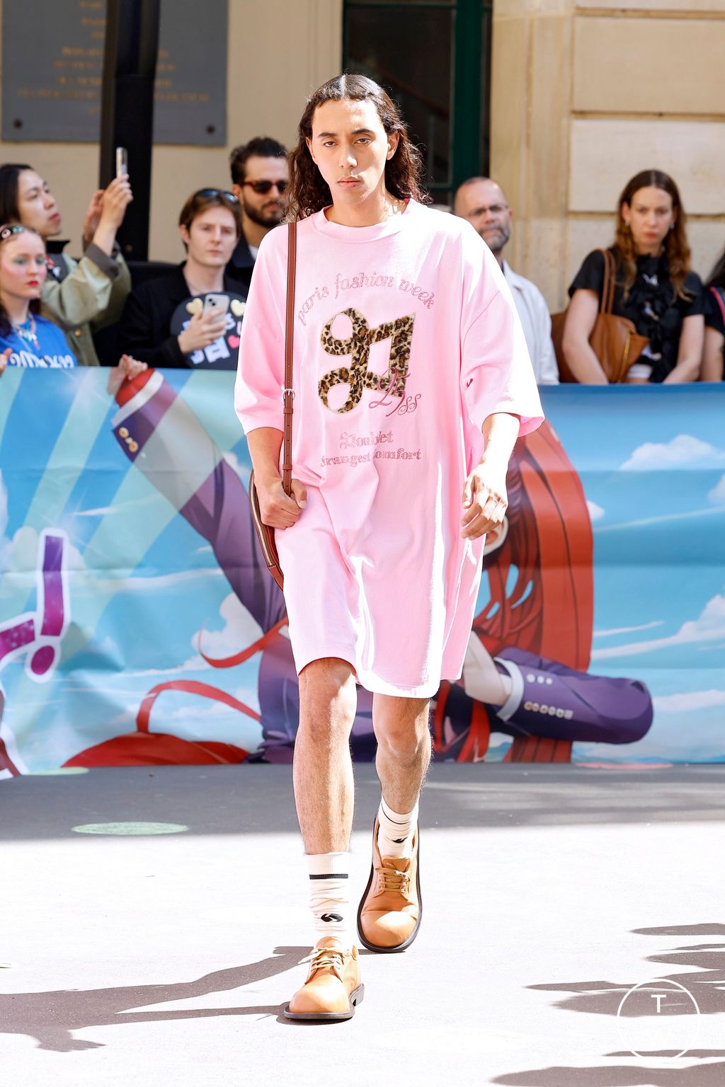 Fashion Week Paris Spring-Summer 2025 look 10 de la collection Doublet menswear