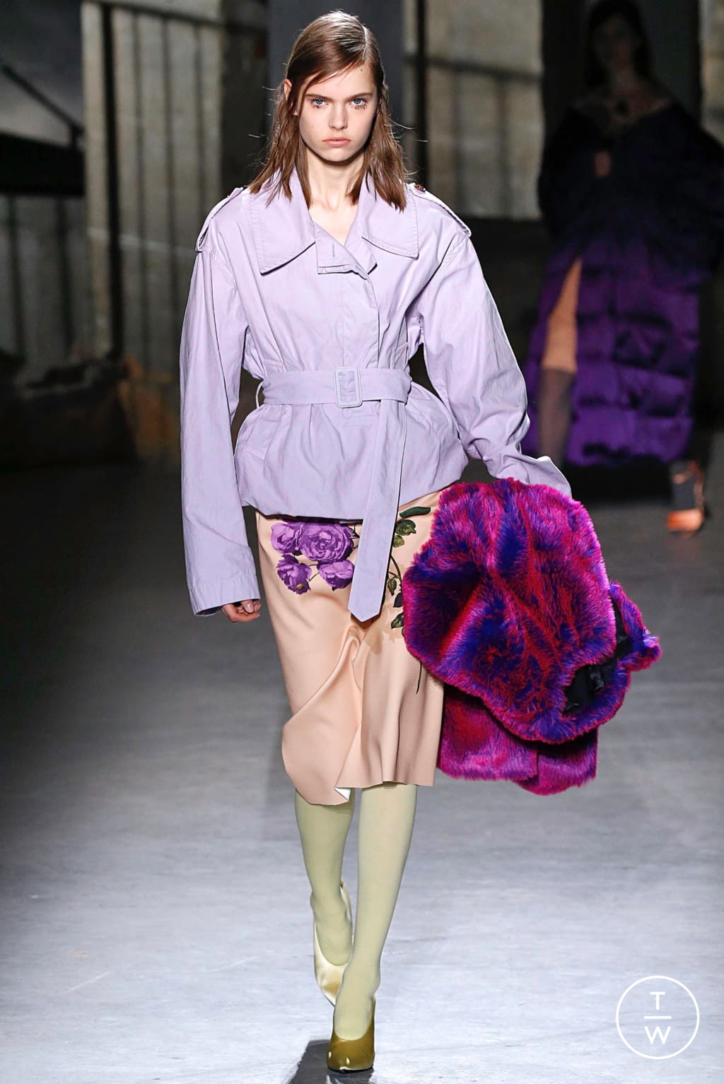 Fashion Week Paris Fall/Winter 2019 look 26 from the Dries Van Noten collection womenswear