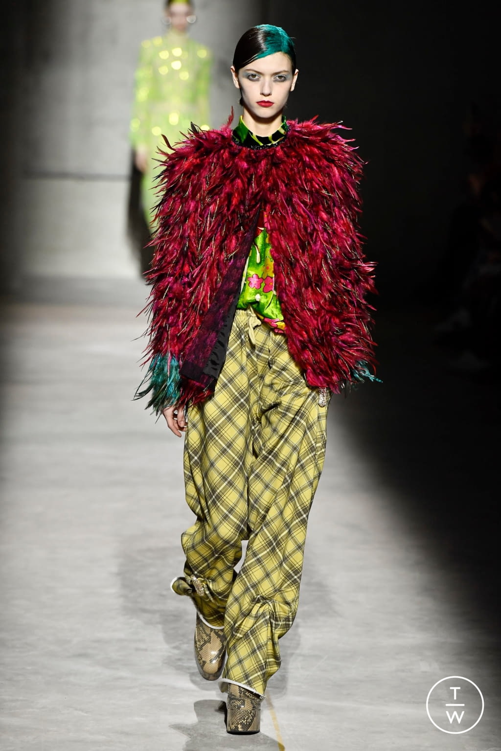 Fashion Week Paris Fall/Winter 2020 look 5 from the Dries Van Noten collection womenswear