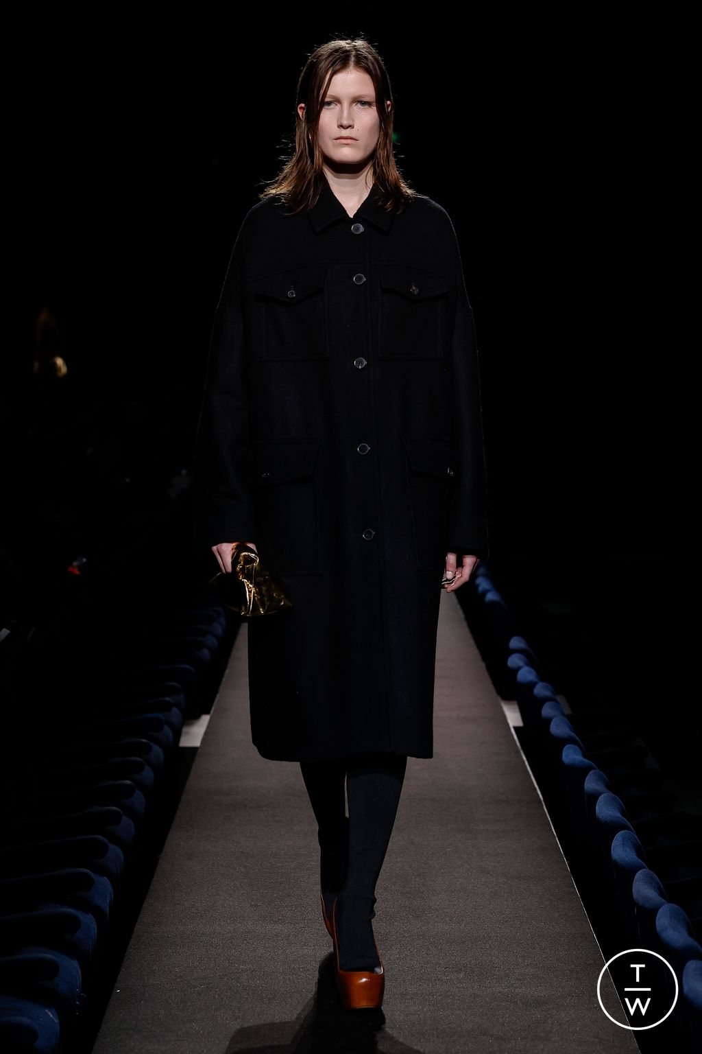 Fashion Week Paris Fall/Winter 2023 look 16 from the Dries Van Noten collection womenswear