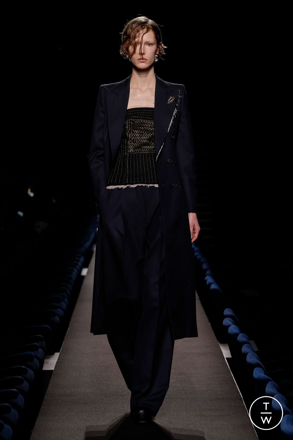 Fashion Week Paris Fall/Winter 2023 look 24 from the Dries Van Noten collection womenswear
