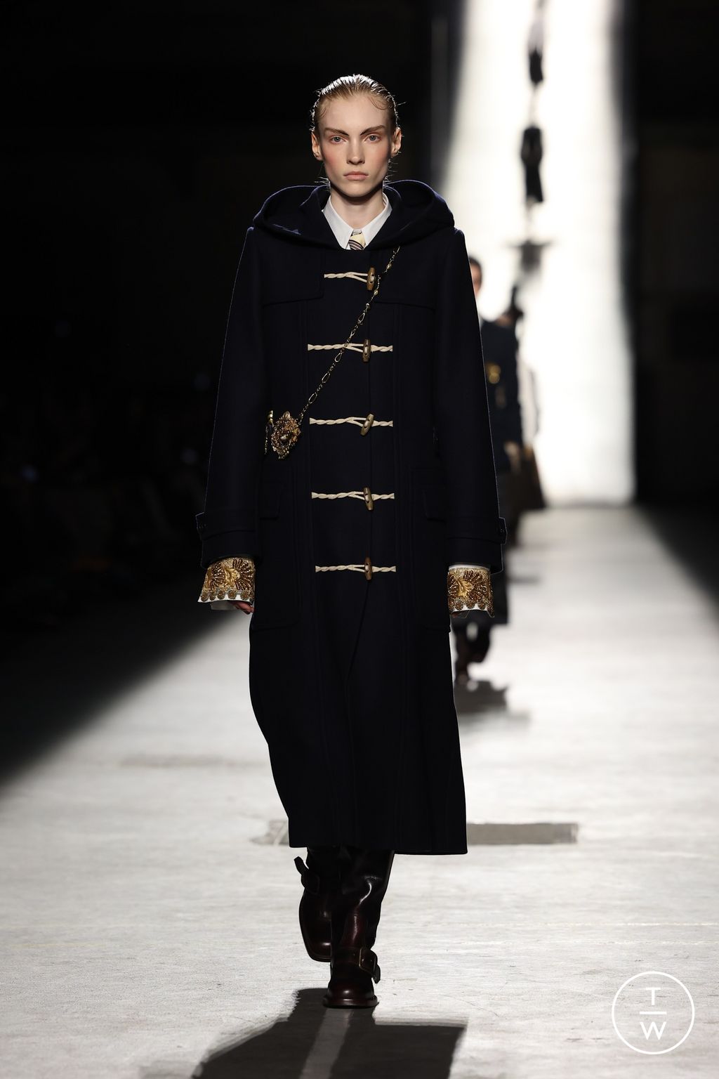 Fashion Week Paris Fall/Winter 2026 look 1 from the Dries Van Noten collection womenswear