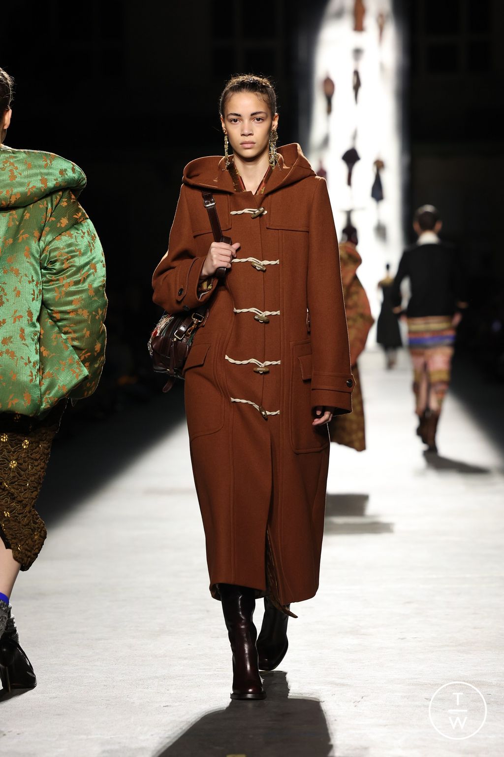 Fashion Week Paris Fall/Winter 2026 look 40 from the Dries Van Noten collection womenswear