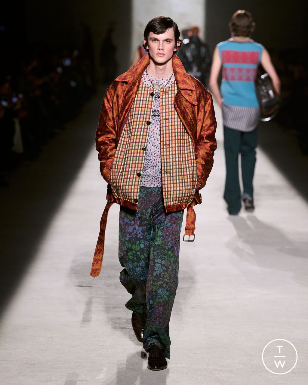 Fashion Week Paris Fall/Winter 2026 look 44 from the Dries Van Noten collection menswear