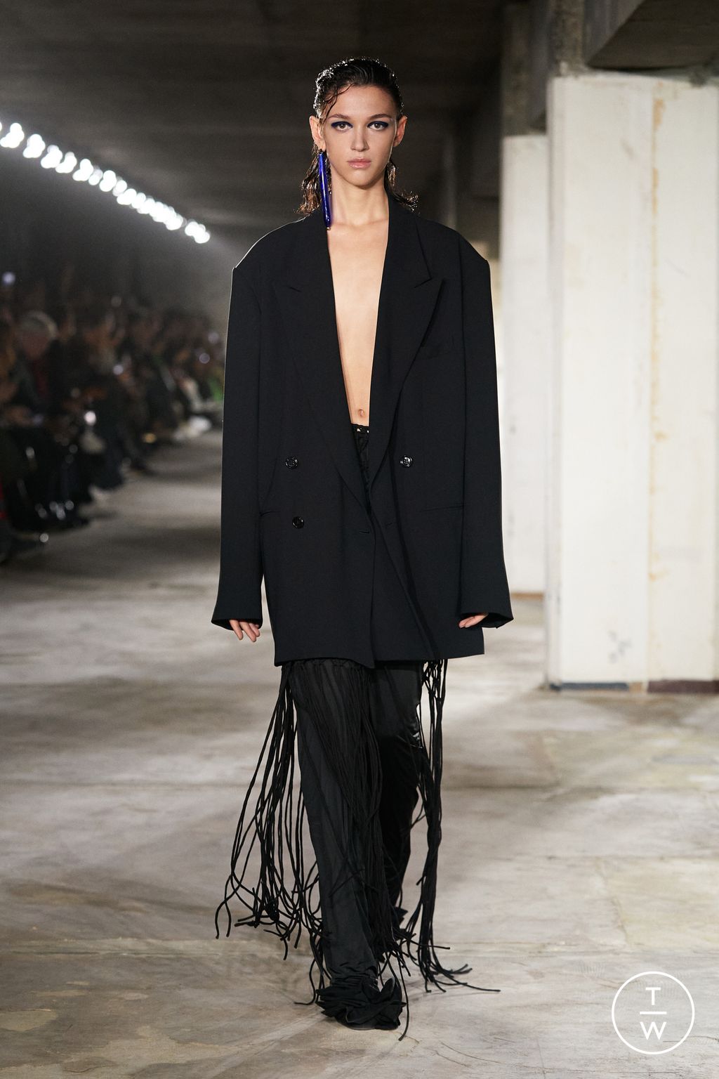 Fashion Week Paris Spring/Summer 2023 look 10 de la collection Dries Van Noten womenswear