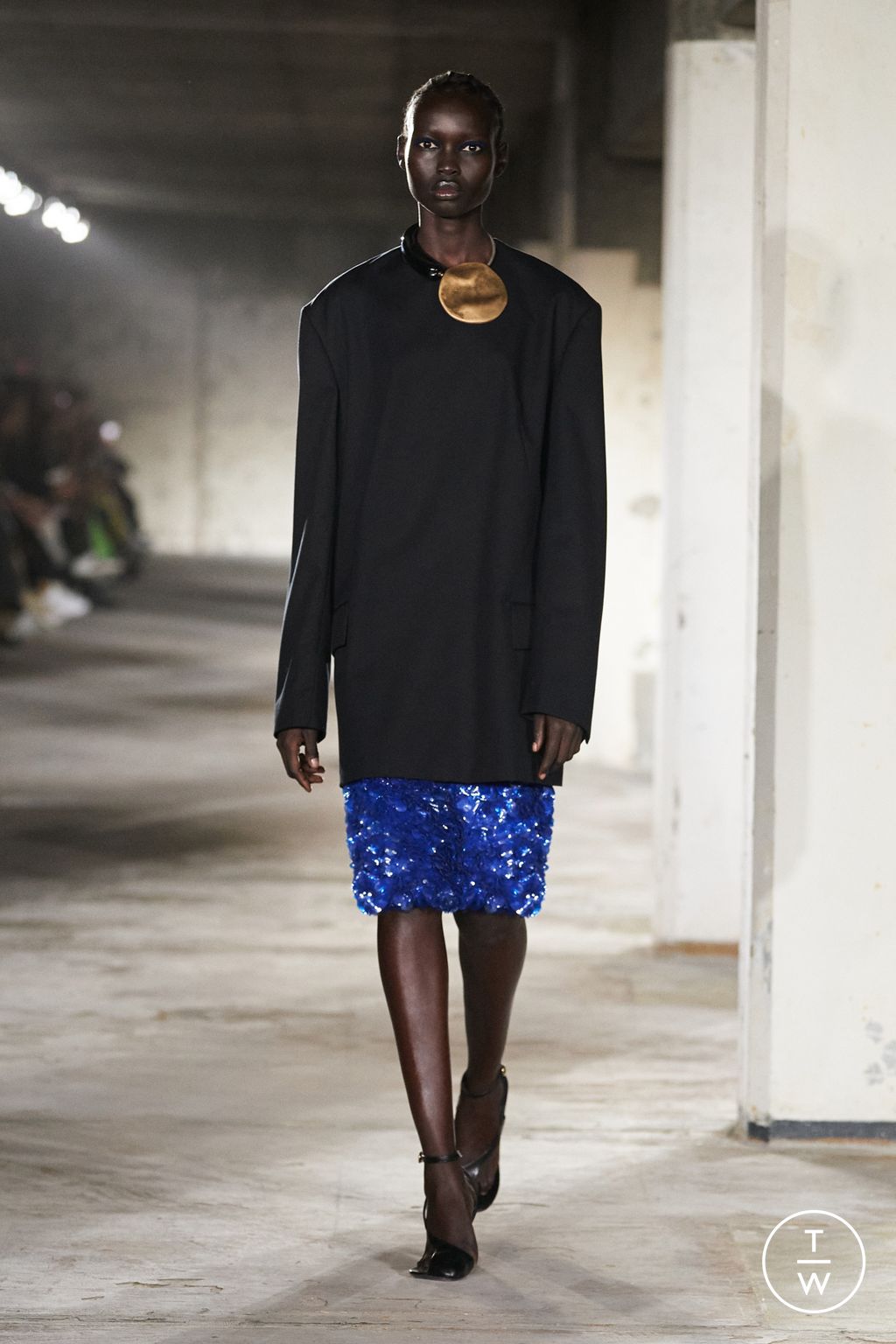 Fashion Week Paris Spring/Summer 2023 look 20 from the Dries Van Noten collection 女装