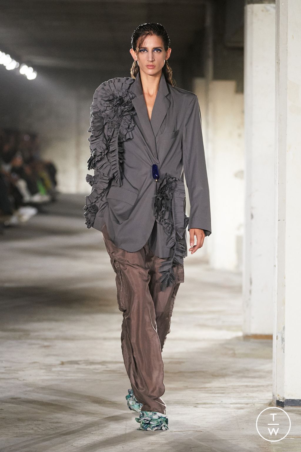 Fashion Week Paris Spring/Summer 2023 look 27 de la collection Dries Van Noten womenswear