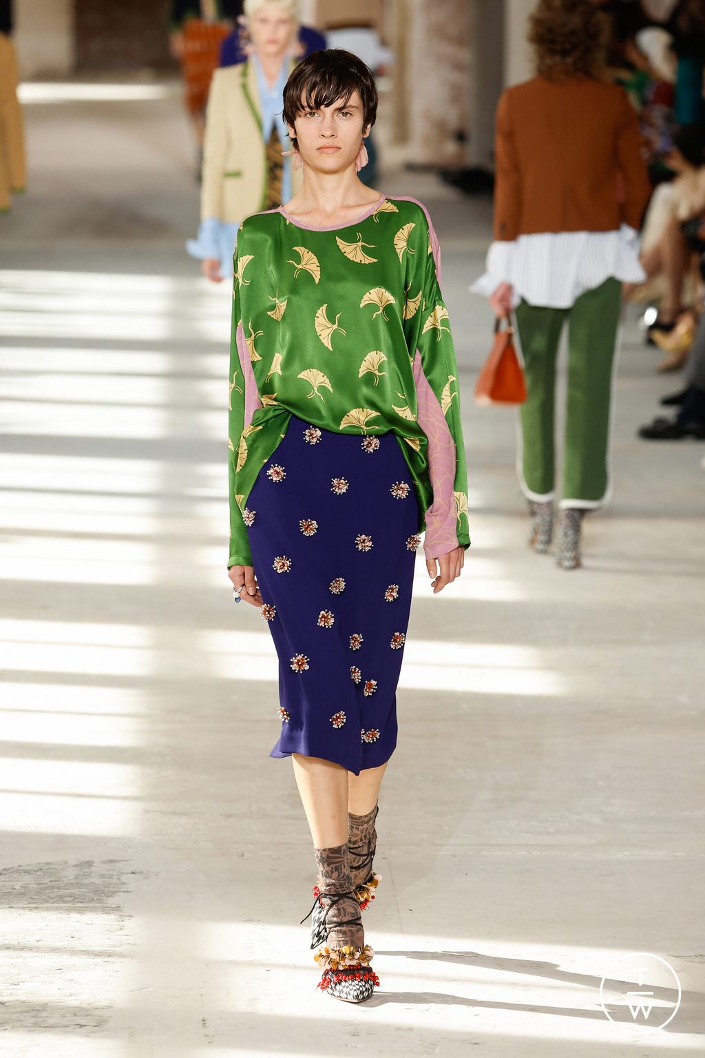 Fashion Week Paris Spring/Summer 2024 look 37 de la collection Dries Van Noten womenswear
