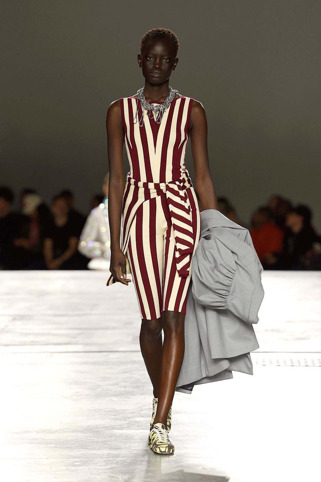 Fashion Week Paris Spring/Summer 2026 look 3 from the Dries Van Noten collection womenswear