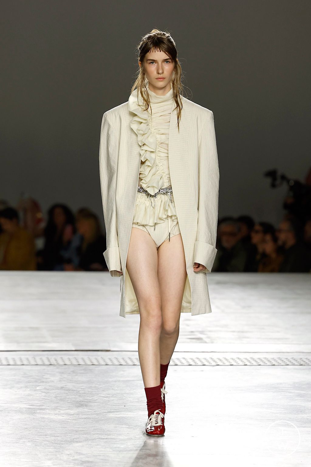 Fashion Week Paris Spring/Summer 2026 look 4 from the Dries Van Noten collection 女装