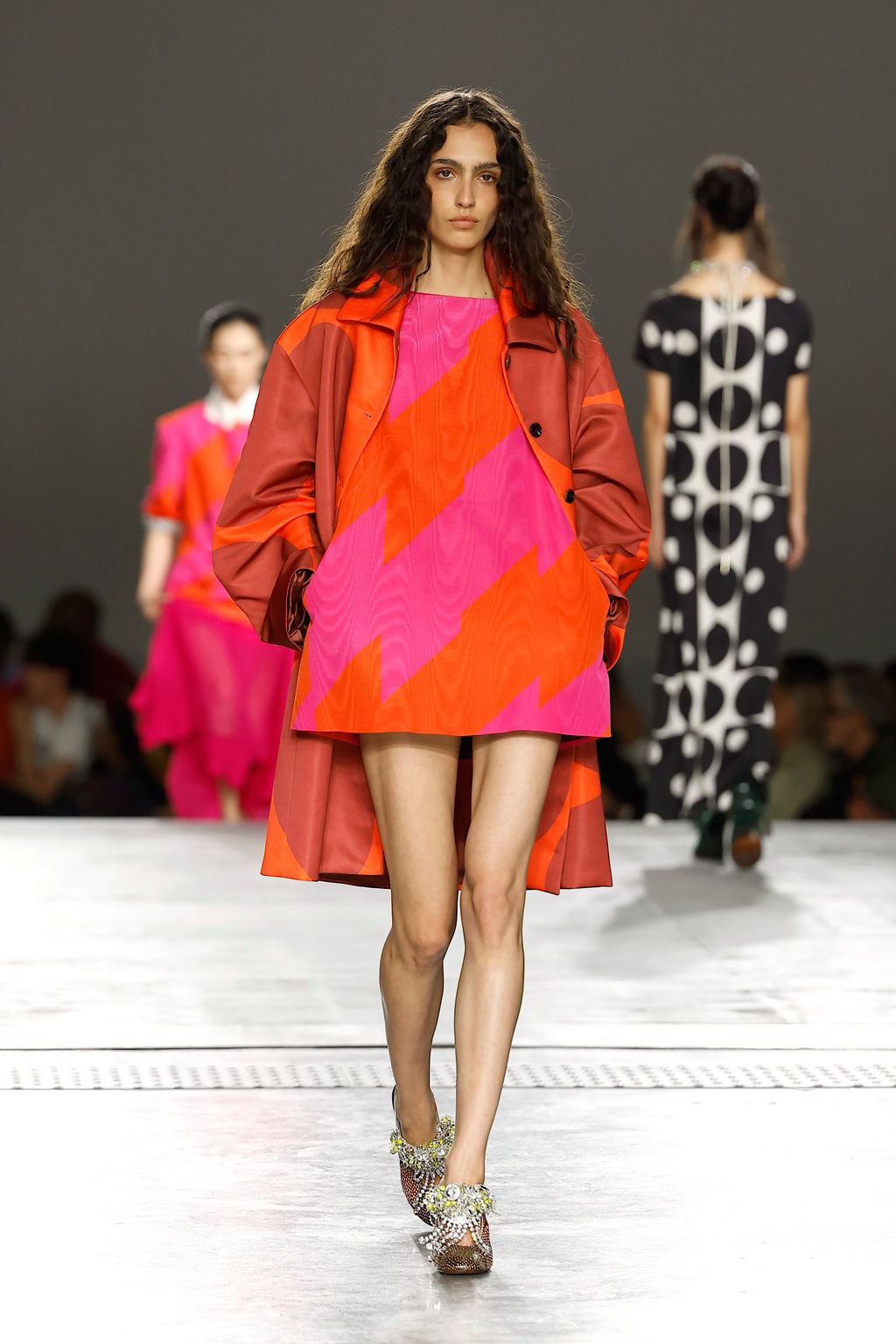 Fashion Week Paris Spring/Summer 2026 look 46 from the Dries Van Noten collection 女装