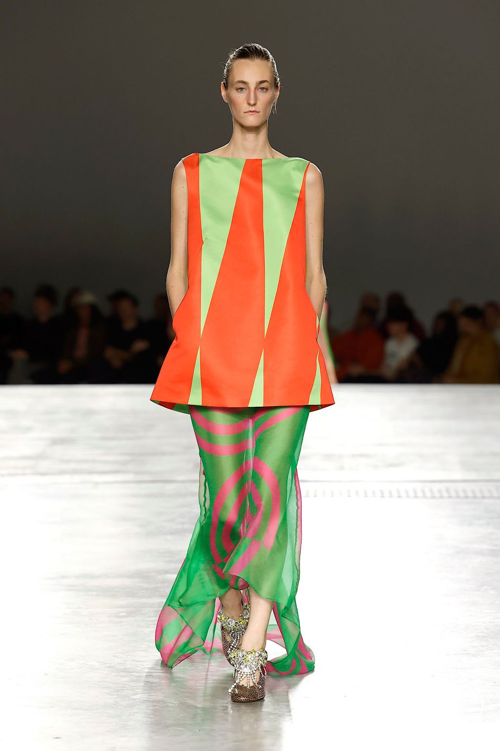 Fashion Week Paris Spring/Summer 2026 look 59 from the Dries Van Noten collection womenswear