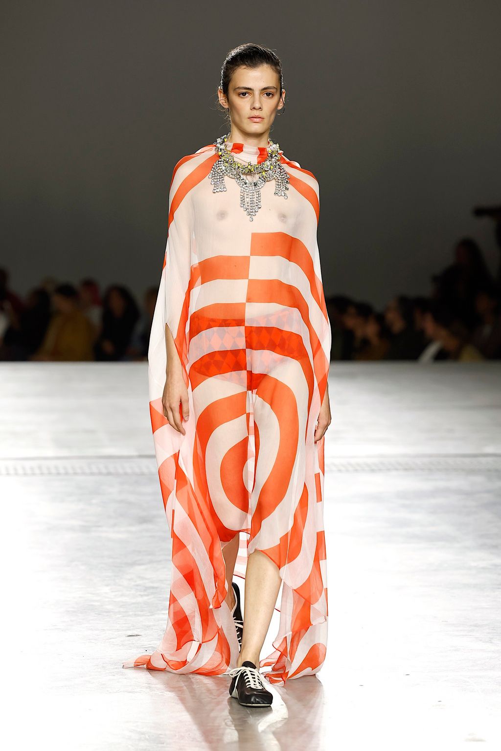 Fashion Week Paris Spring/Summer 2026 look 62 from the Dries Van Noten collection womenswear