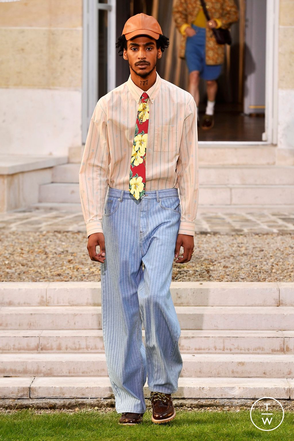 Fashion Week Paris Spring-Summer 2025 look 14 from the Drôle de Monsieur collection menswear