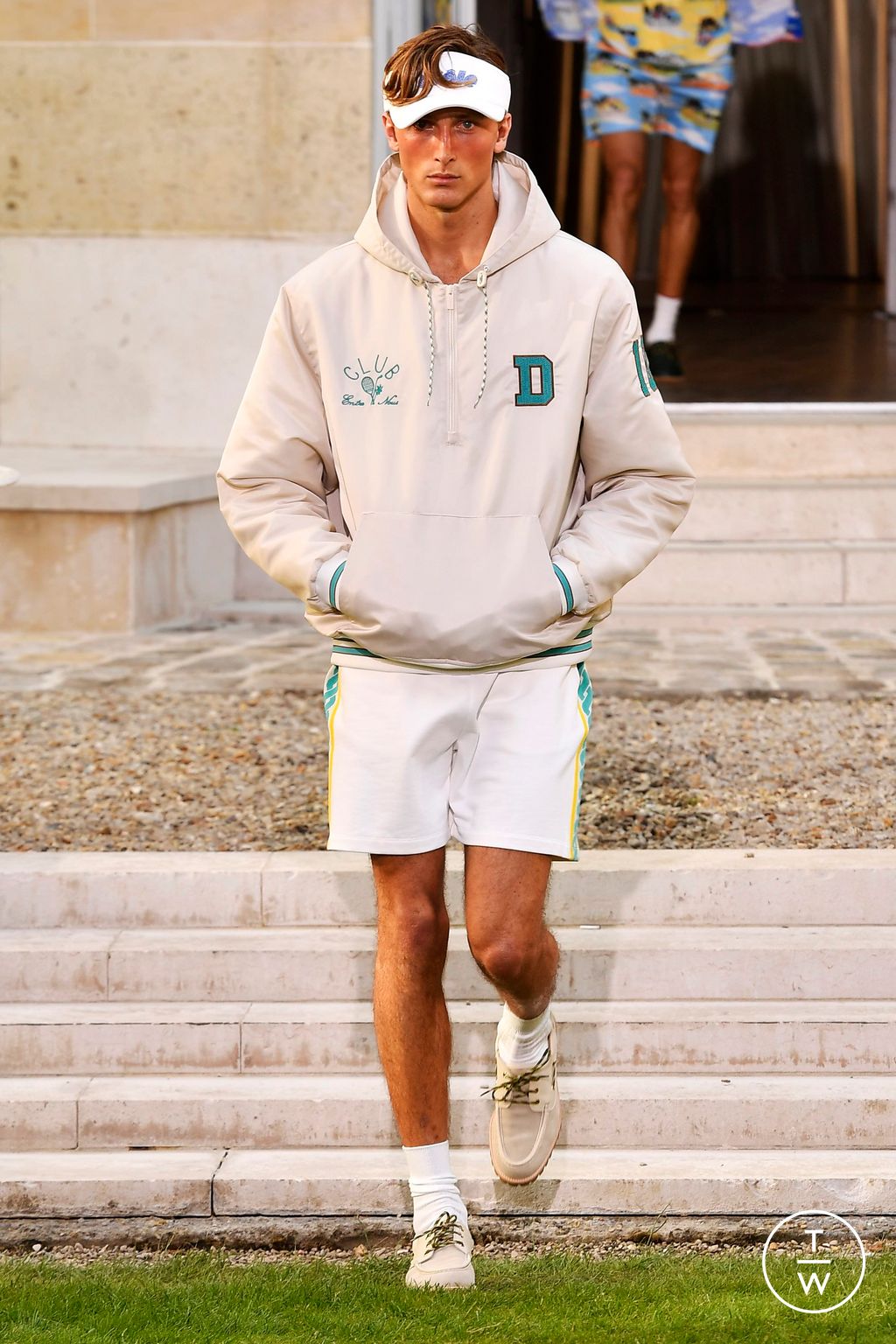 Fashion Week Paris Spring-Summer 2025 look 20 from the Drôle de Monsieur collection menswear