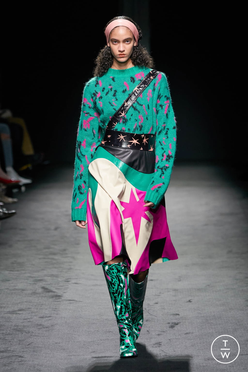 Fashion Week Paris Fall/Winter 2019 look 31 from the DROMe collection 女装