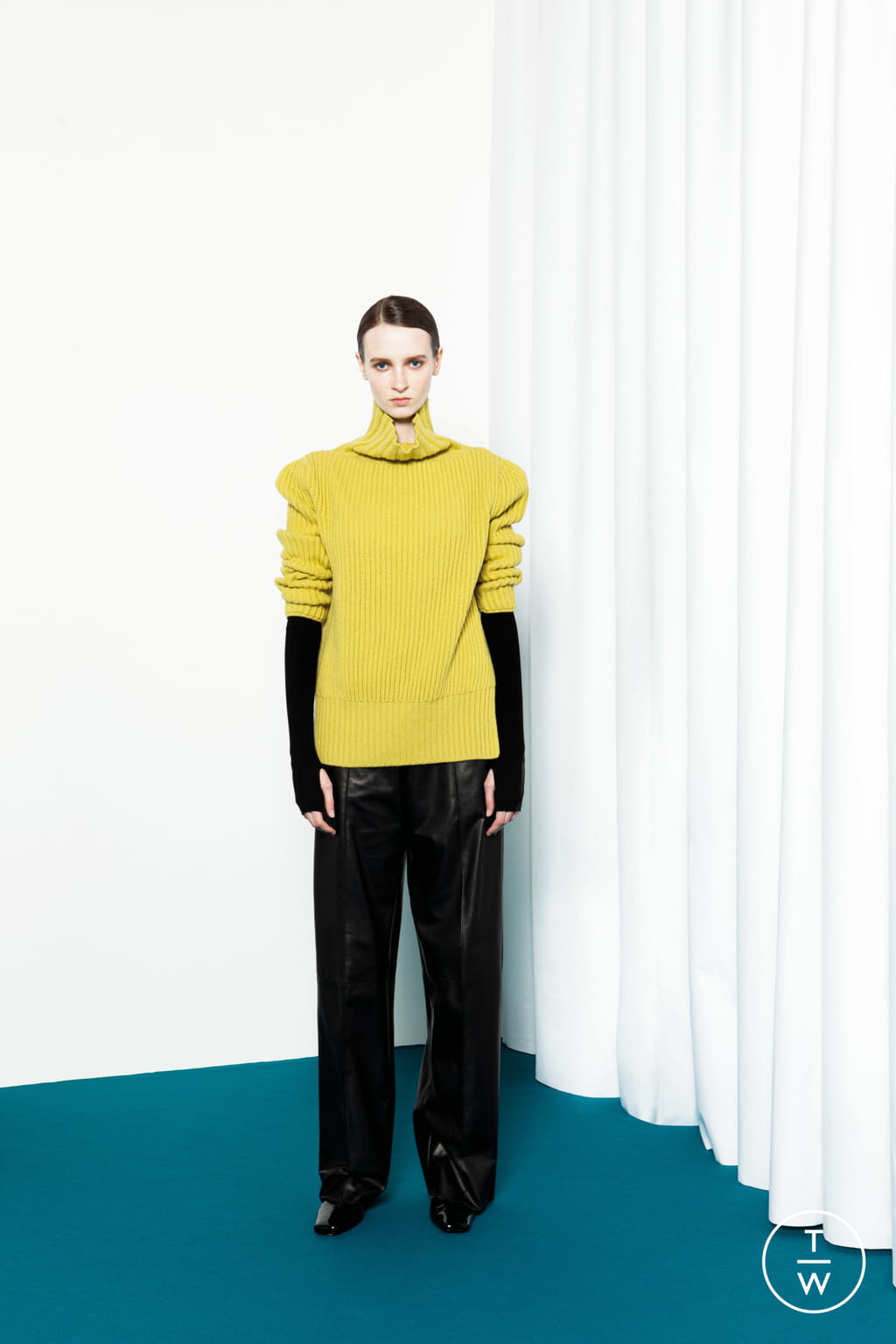 Fashion Week Milan Fall/Winter 2021 look 21 de la collection DROMe womenswear