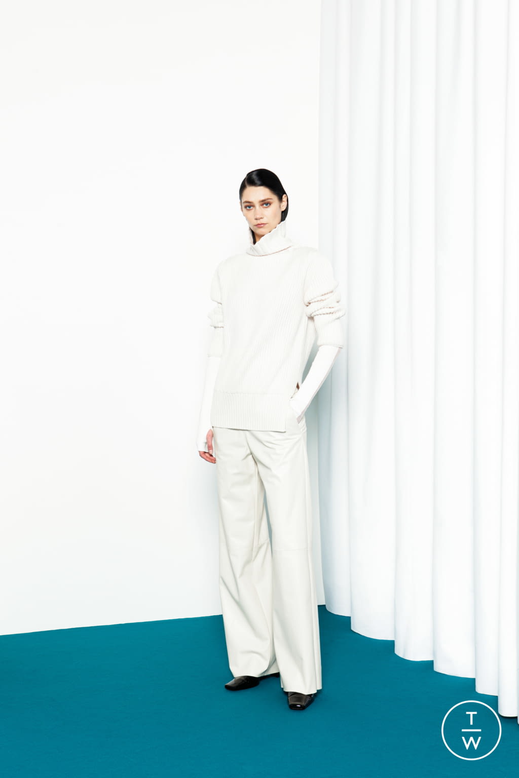 Fashion Week Milan Fall/Winter 2021 look 7 de la collection DROMe womenswear