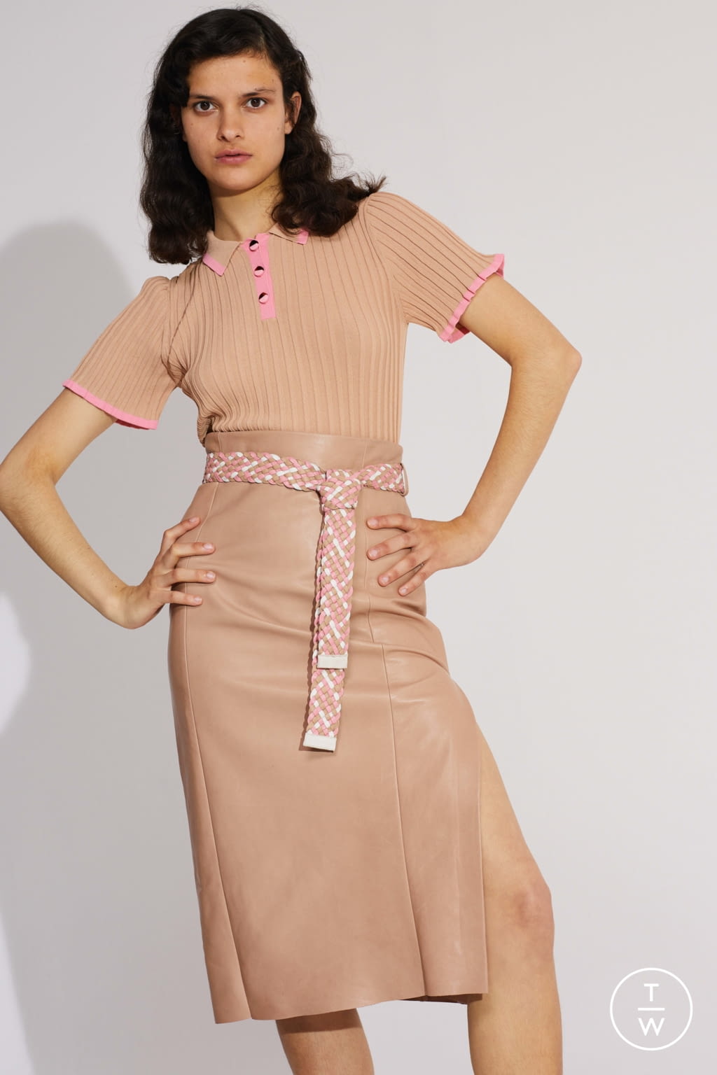 Fashion Week Paris Resort 2019 look 11 from the DROMe collection 女装