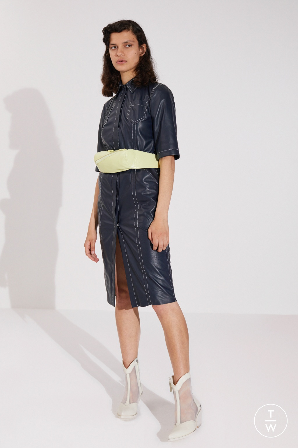 Fashion Week Paris Resort 2019 look 29 from the DROMe collection 女装