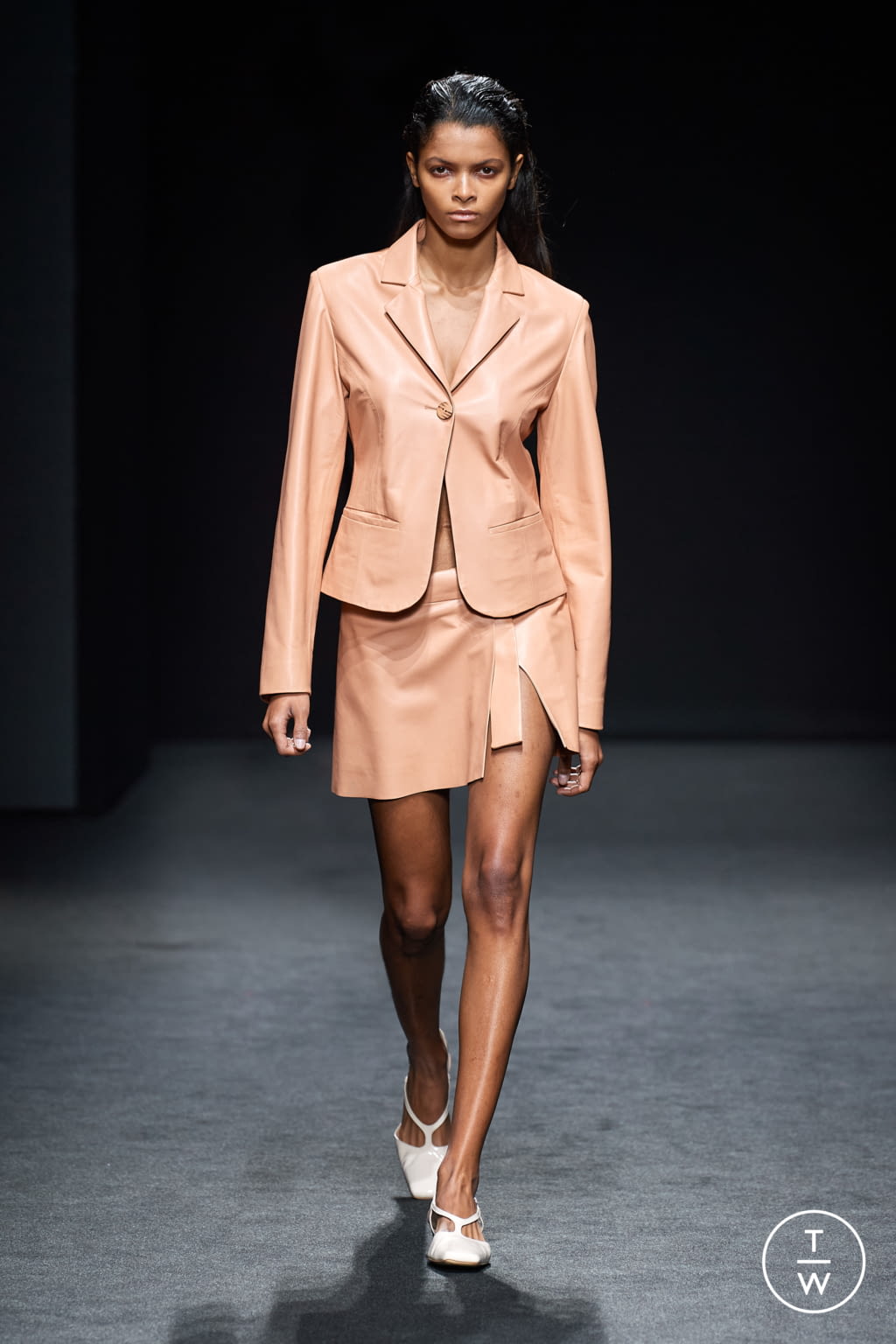 Fashion Week Milan Spring/Summer 2021 look 7 de la collection DROMe womenswear