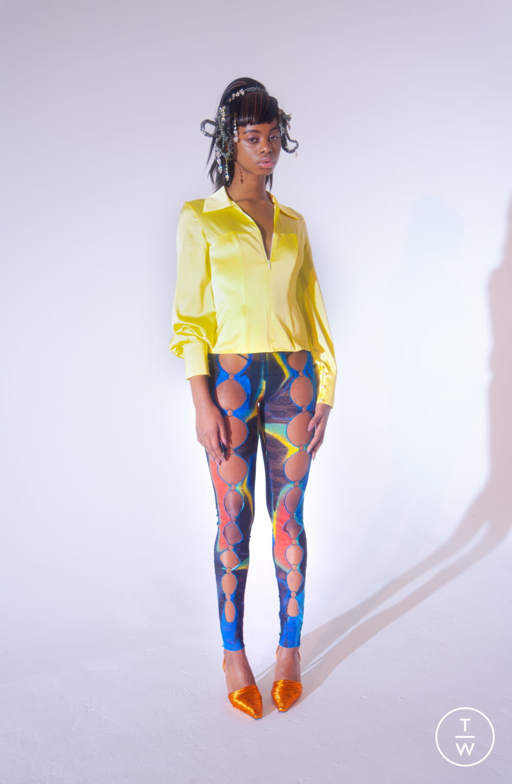 Fashion Week New York Fall/Winter 2021 look 1 de la collection Kim Shui womenswear