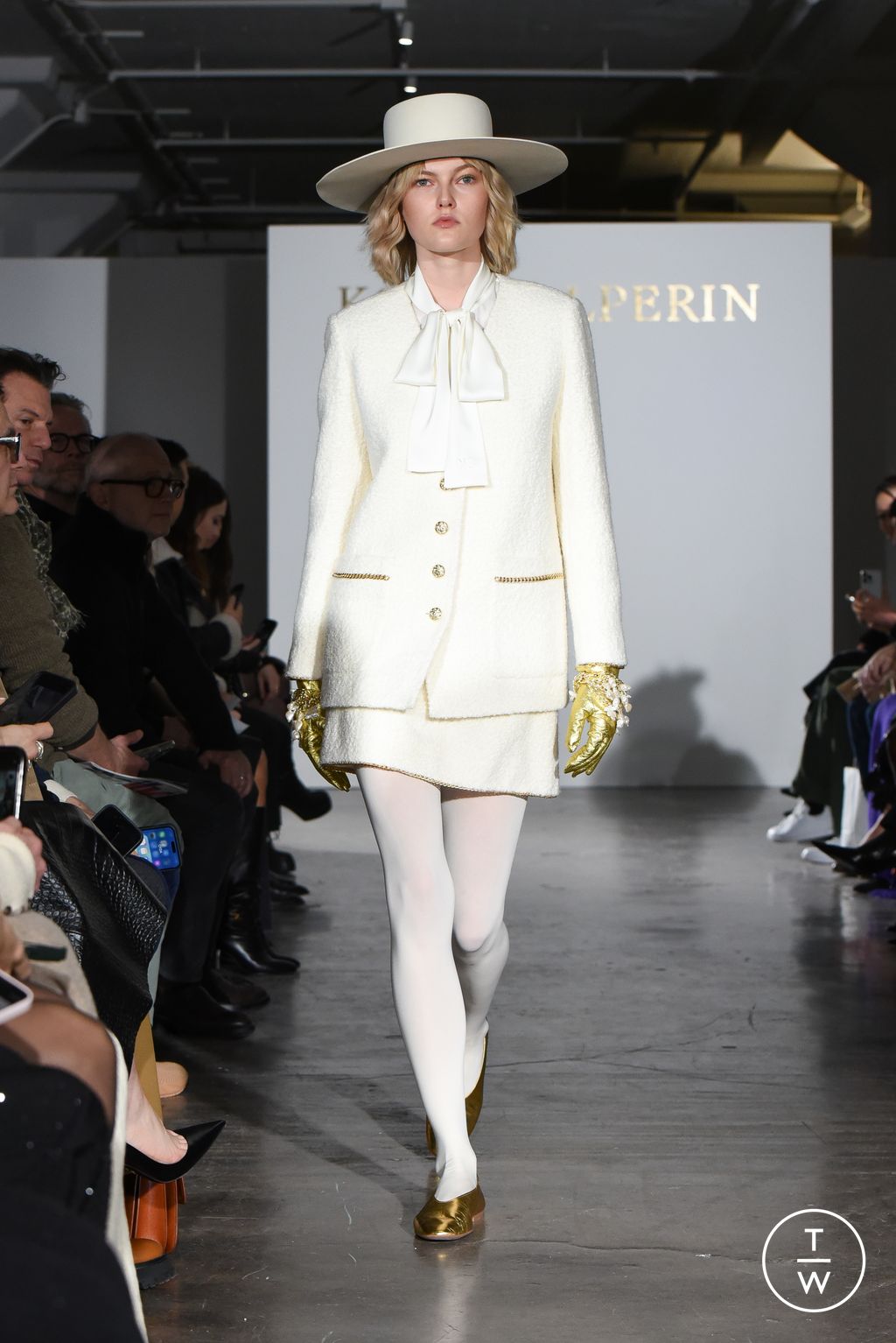 Fashion Week New York Fall/Winter 2024 look 1 de la collection Kobi Halperin womenswear