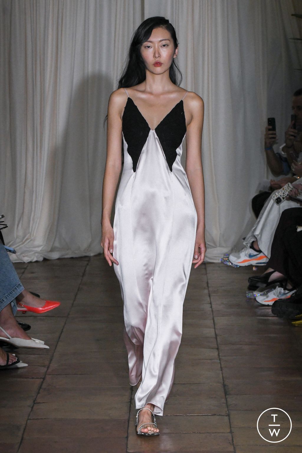 Fashion Week New York Spring/Summer 2024 look 19 from the Alejandra Alonso Rojas collection womenswear