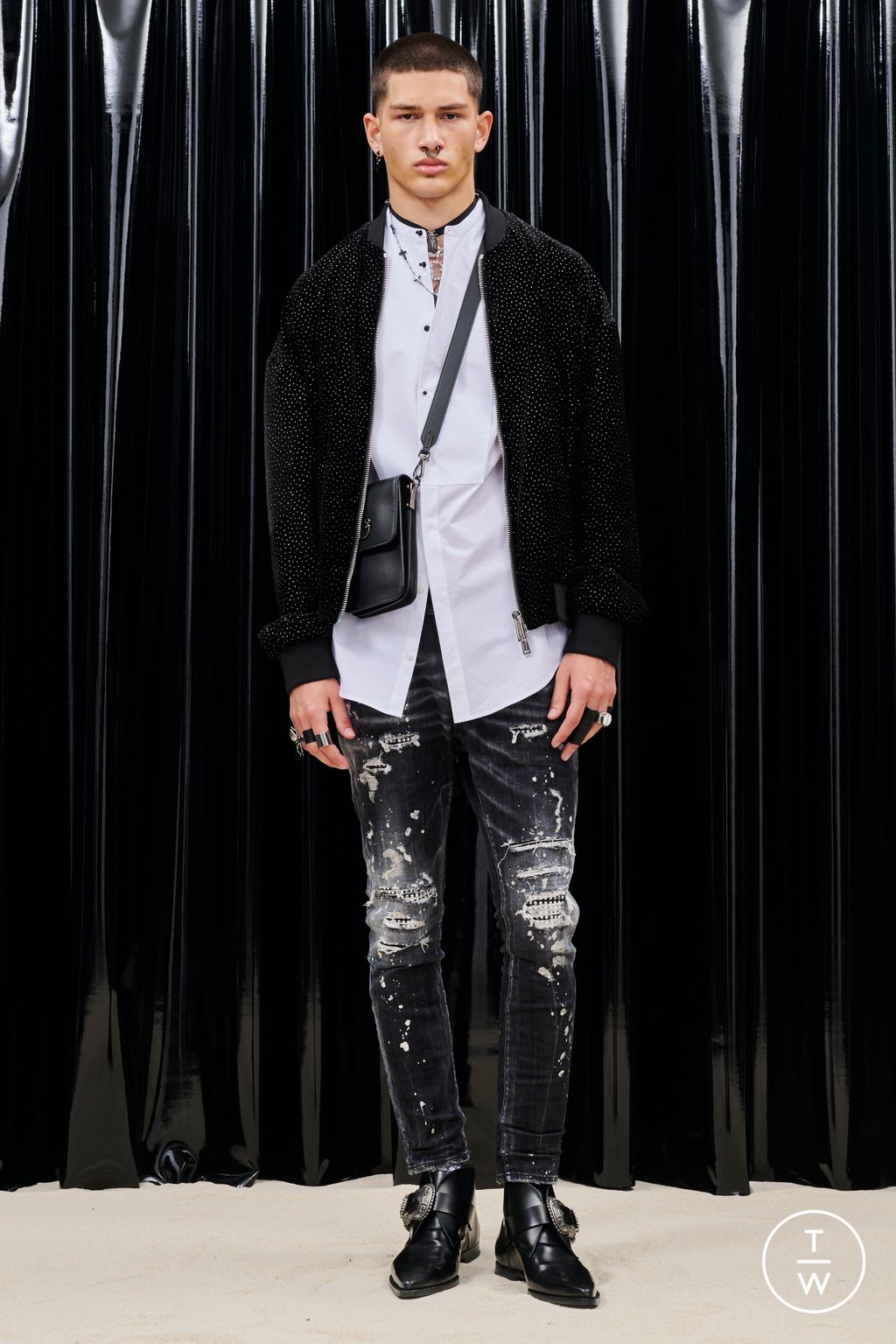 Fashion Week Milan Resort 2023 look 36 from the Dsquared2 collection menswear