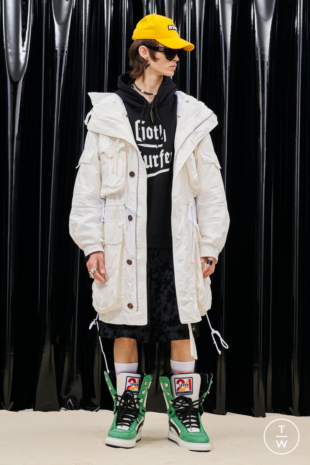 Fashion Week Milan Resort 2023 look 9 from the Dsquared2 collection menswear