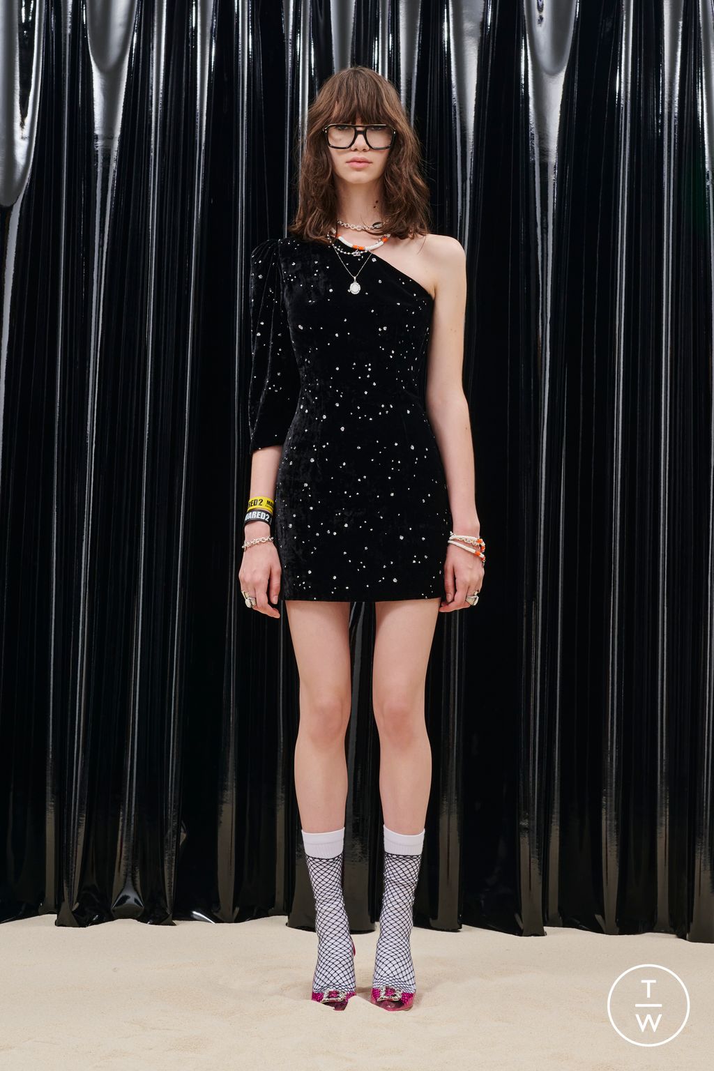 Fashion Week Milan Resort 2023 look 12 from the Dsquared2 collection 女装