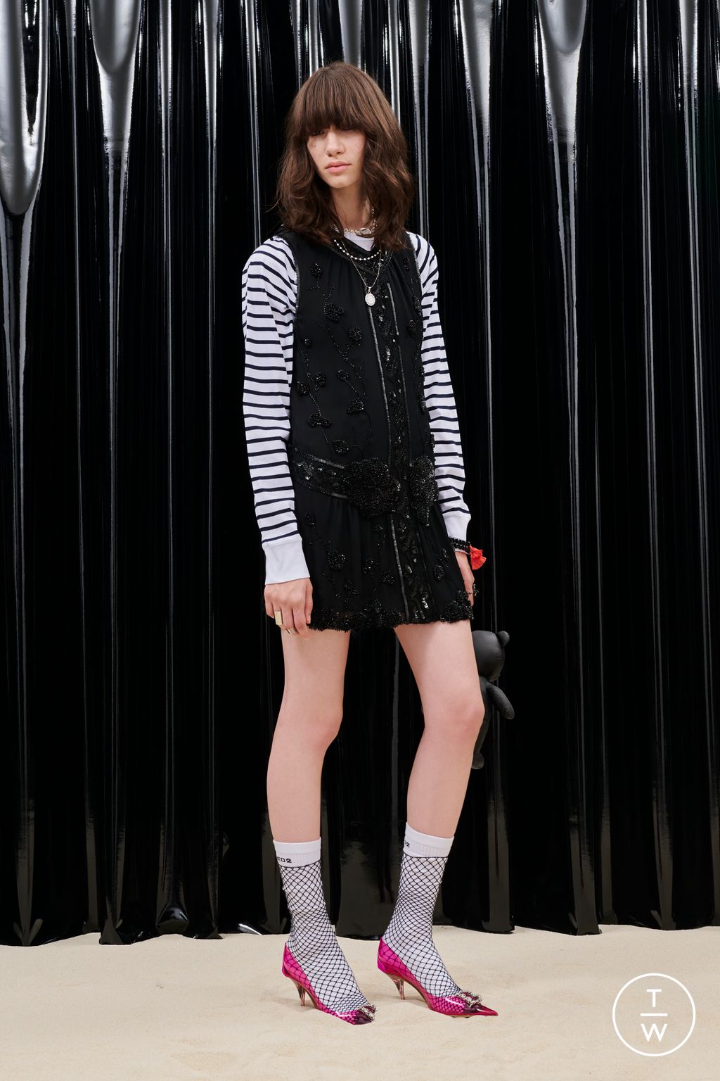 Fashion Week Milan Resort 2023 look 22 from the Dsquared2 collection 女装