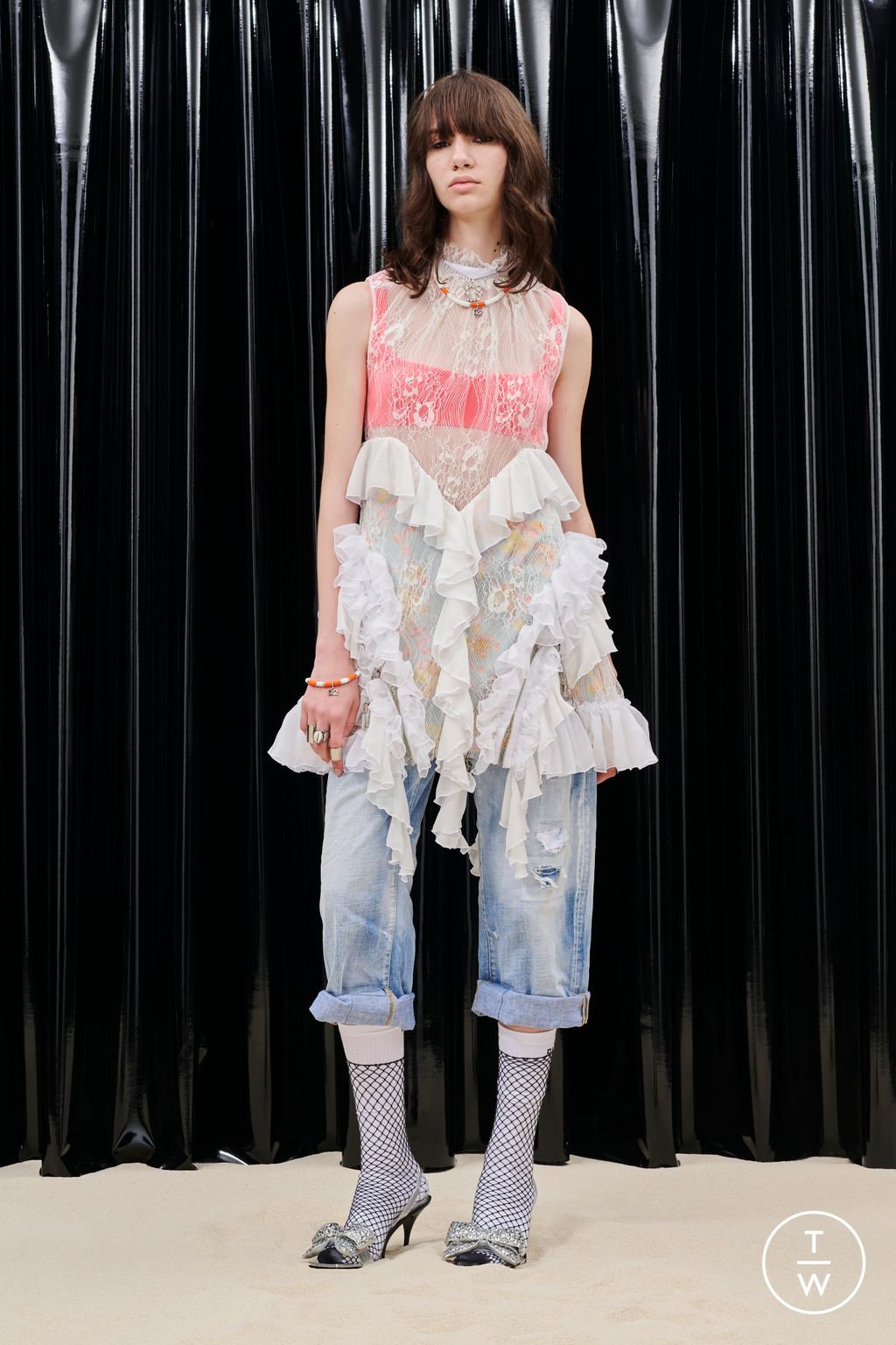 Fashion Week Milan Resort 2023 look 36 from the Dsquared2 collection womenswear