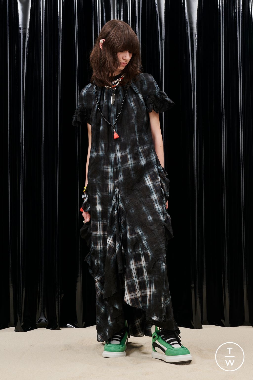 Fashion Week Milan Resort 2023 look 5 from the Dsquared2 collection womenswear