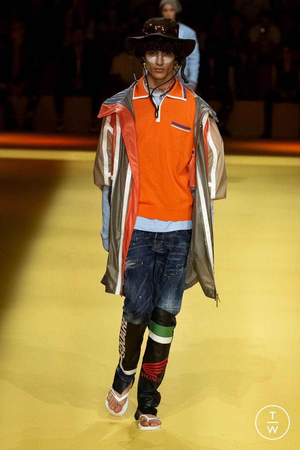 Fashion Week Milan Spring/Summer 2023 look 10 from the Dsquared2 collection 男装