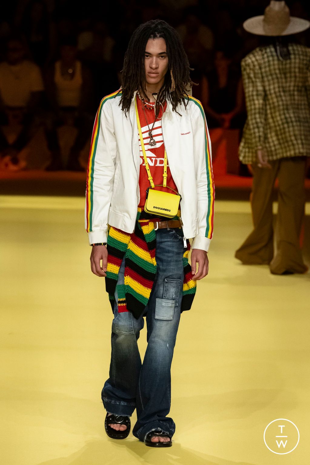 Fashion Week Milan Spring/Summer 2023 look 14 from the Dsquared2 collection menswear