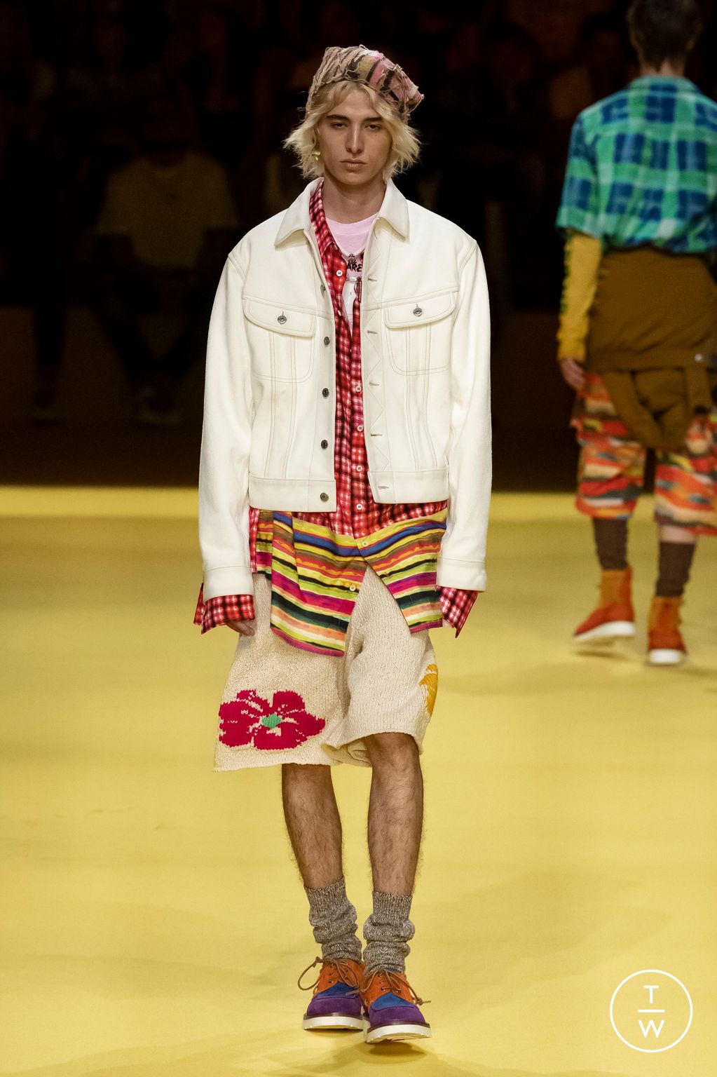 Fashion Week Milan Spring/Summer 2023 look 31 from the Dsquared2 collection 男装