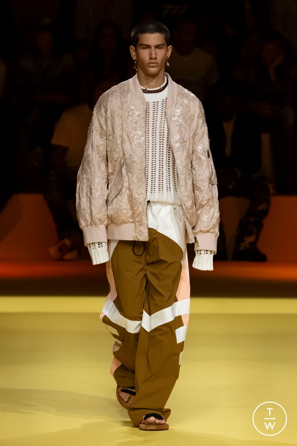 Fashion Week Milan Spring/Summer 2023 look 36 from the Dsquared2 collection menswear