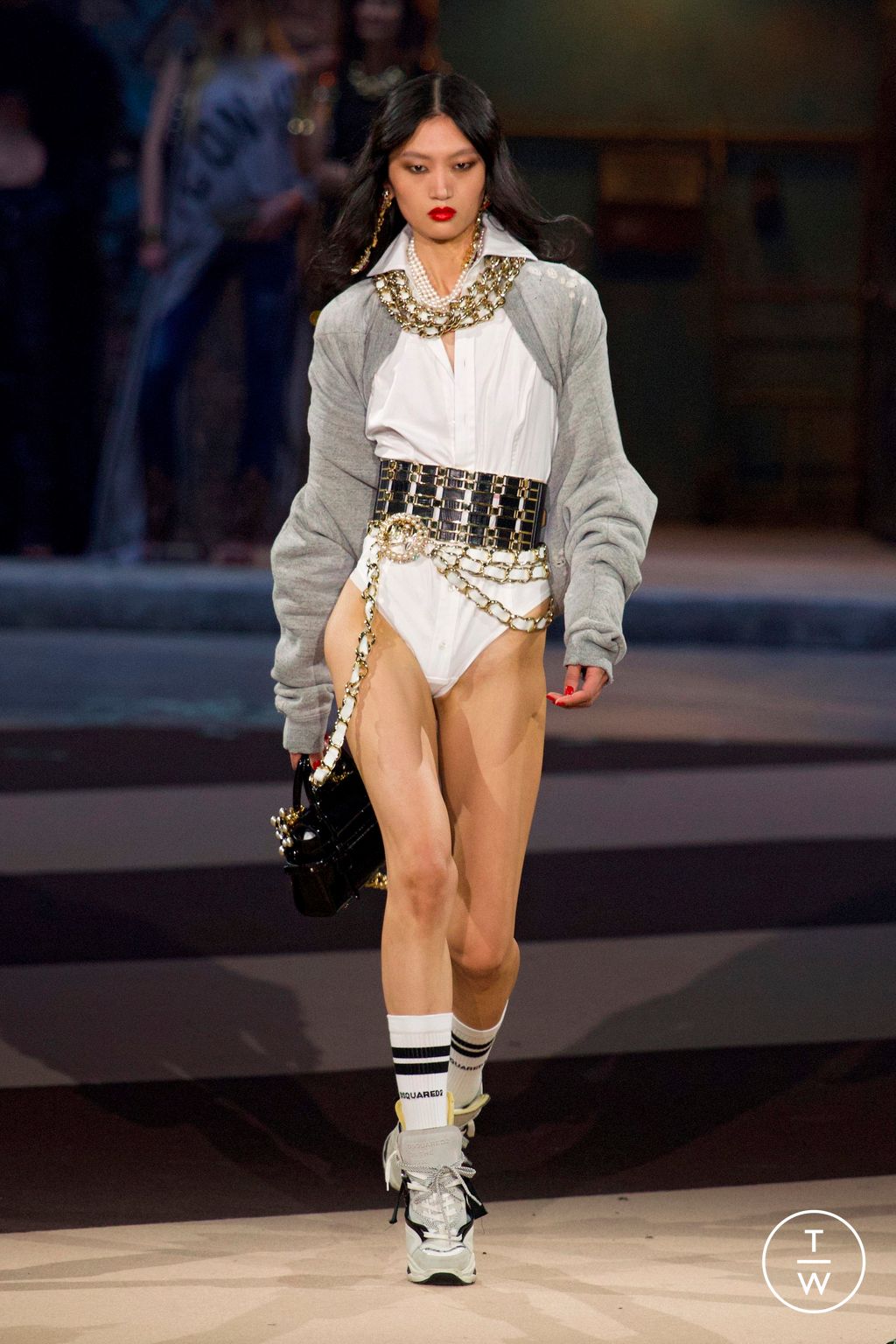 Fashion Week Milan Fall/Winter 2025 look 43 from the Dsquared2 collection 女装