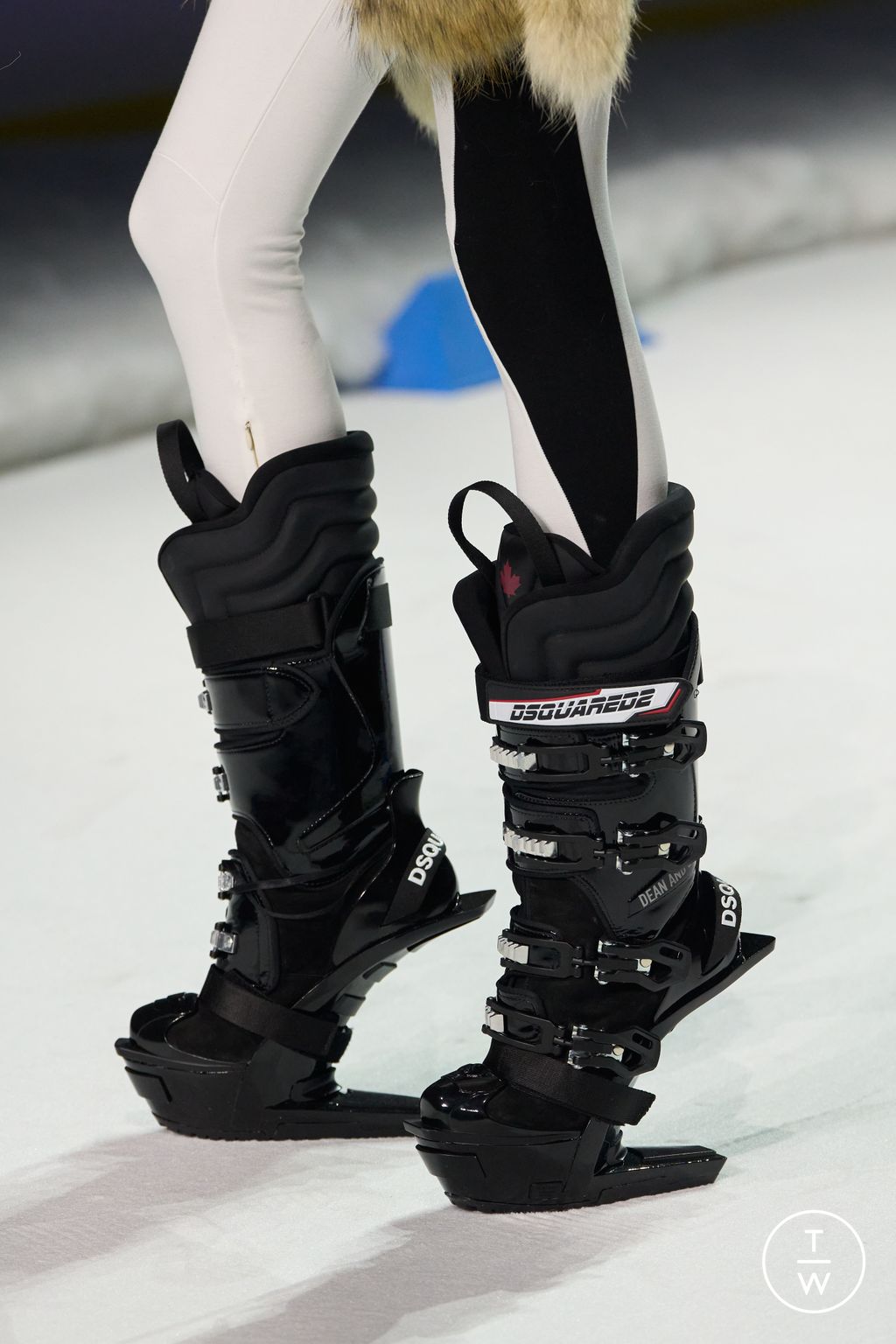 Fashion Week Milan Fall/Winter 2026 look 44 from the Dsquared2 collection menswear accessories