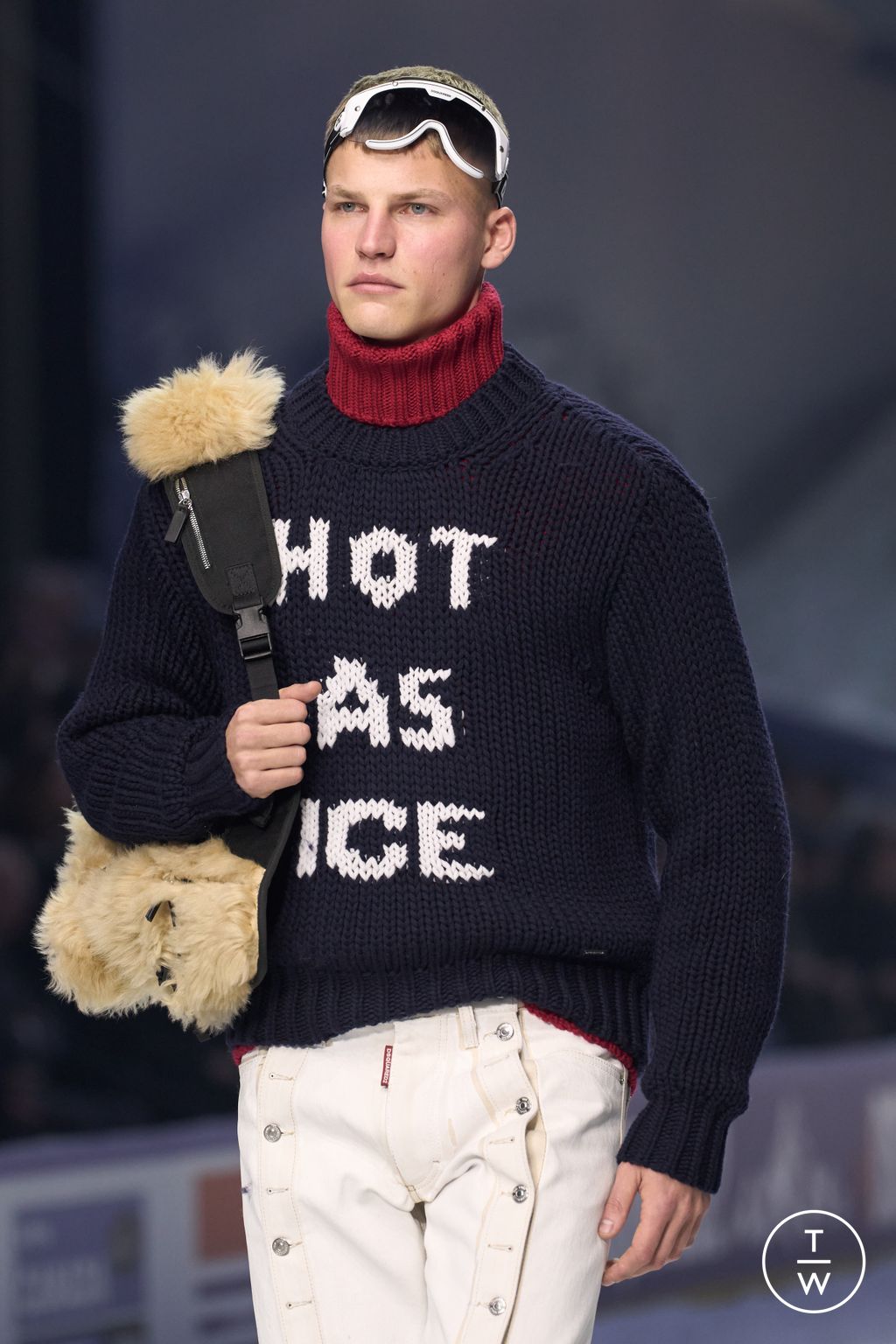 Fashion Week Milan Fall/Winter 2026 look 47 from the Dsquared2 collection menswear accessories