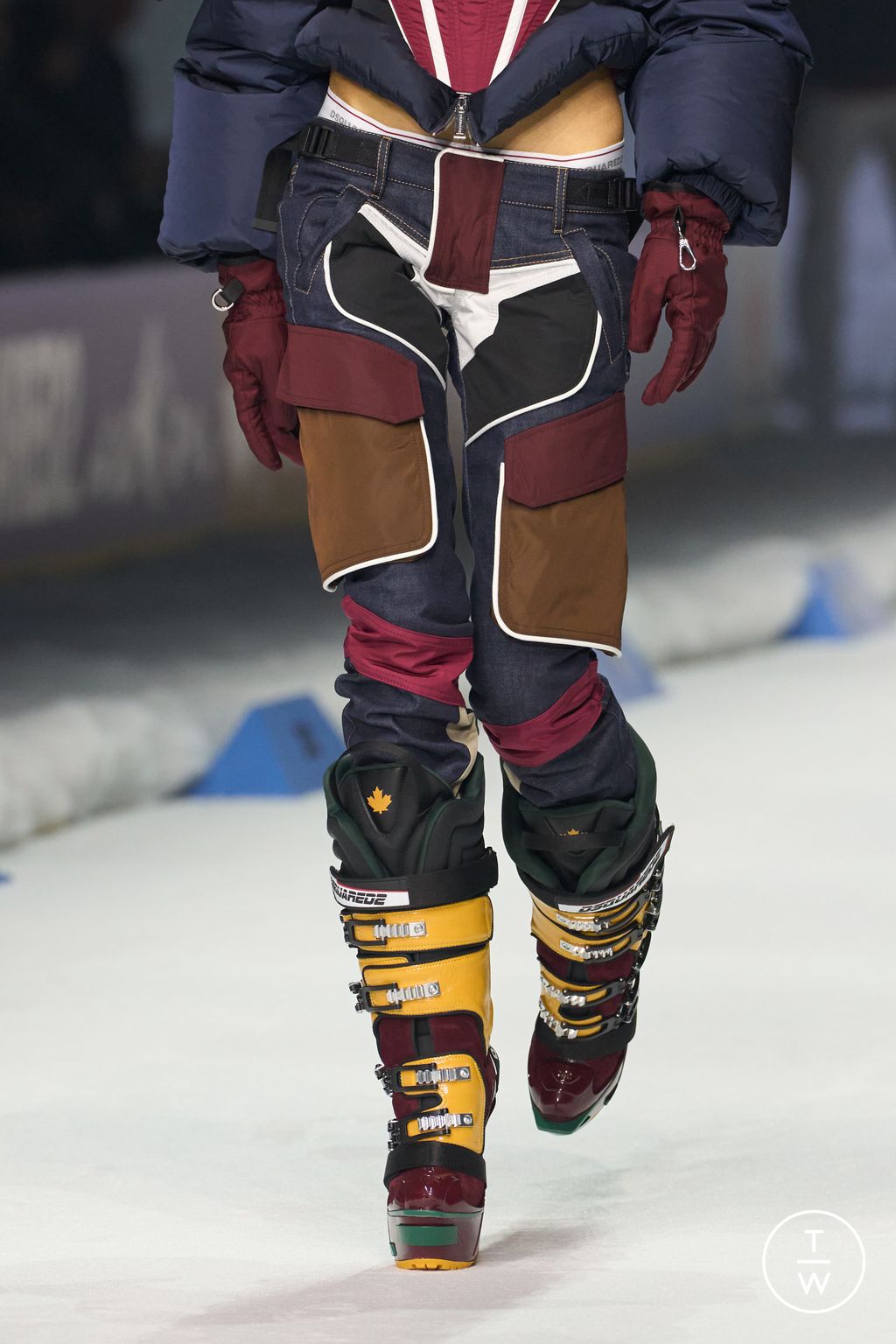 Fashion Week Milan Fall/Winter 2026 look 49 from the Dsquared2 collection menswear accessories