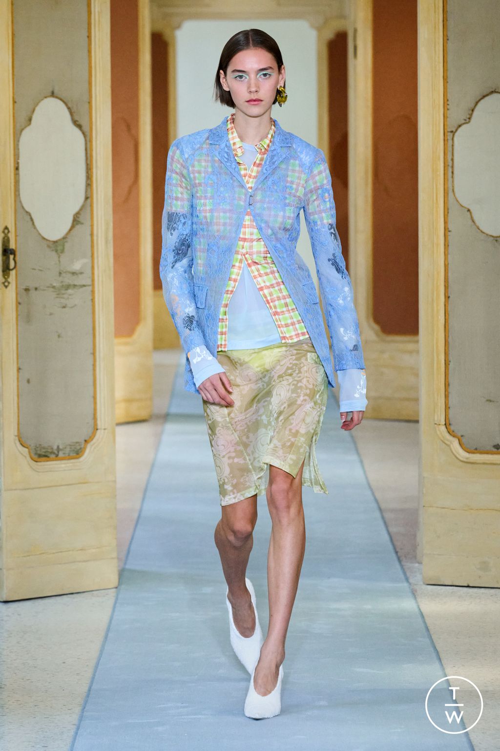 Fashion Week Milan Spring/Summer 2023 look 1 from the Dsquared2 collection womenswear