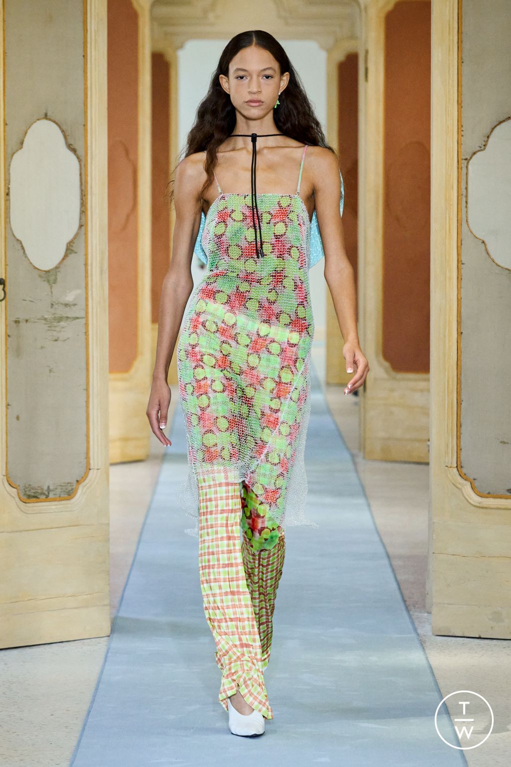 Fashion Week Milan Spring/Summer 2023 look 3 de la collection Dsquared2 womenswear