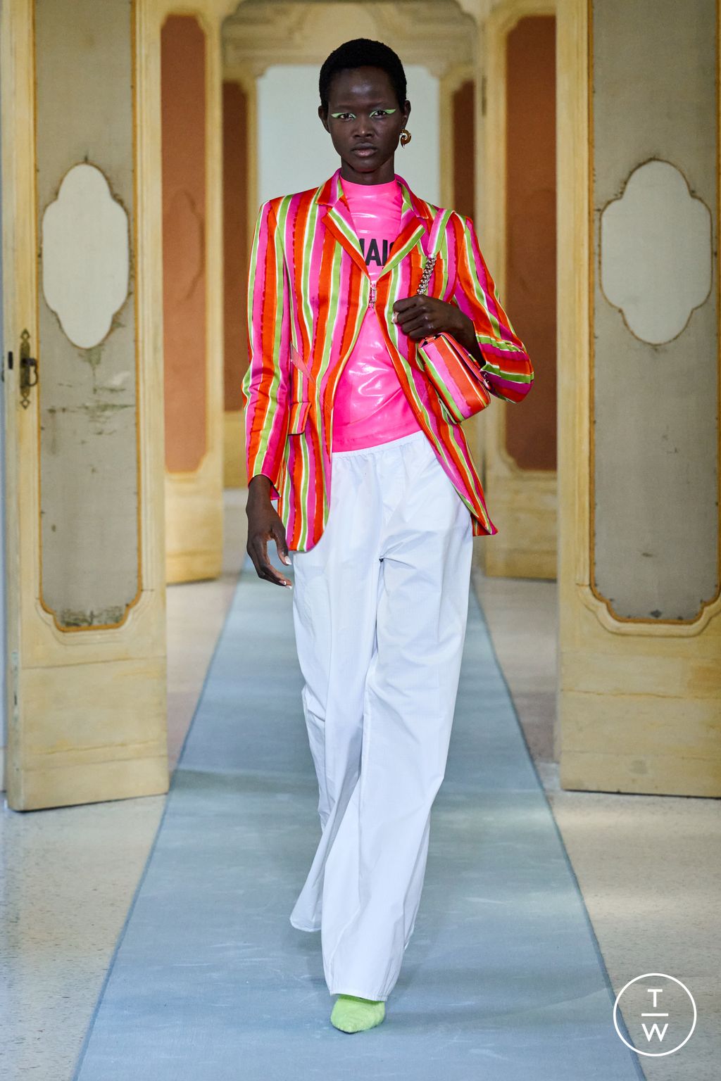 Fashion Week Milan Spring/Summer 2023 look 30 from the Dsquared2 collection 女装