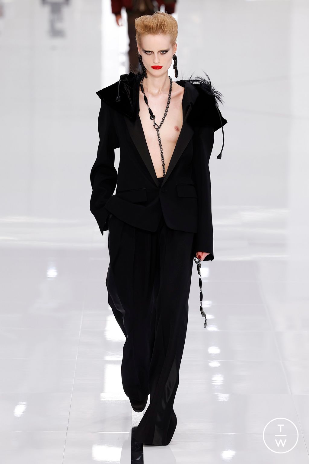 Fashion Week Milan Fall/Winter 2024 look 24 de la collection Dsquared2 menswear